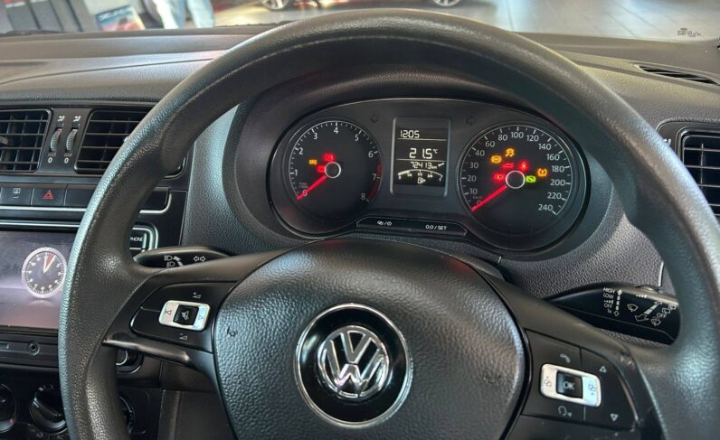 
								2019 VOLKSWAGEN POLO VIVO 1.6 COMFORTLINE TIP full									