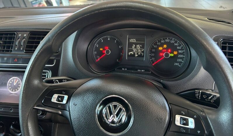 
								2019 VOLKSWAGEN POLO VIVO 1.6 COMFORTLINE TIP full									