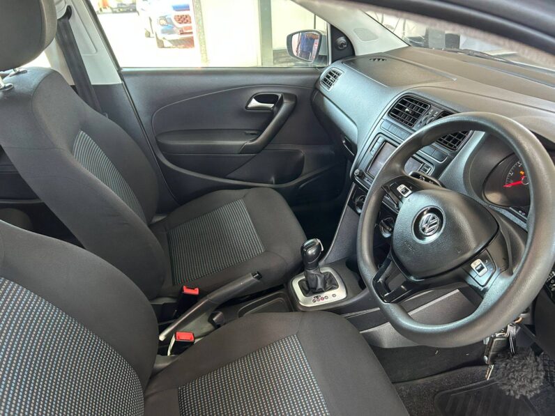 
								2019 VOLKSWAGEN POLO VIVO 1.6 COMFORTLINE TIP full									
