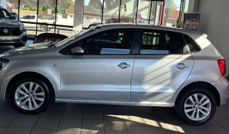 
								2019 VOLKSWAGEN POLO VIVO 1.6 COMFORTLINE TIP full									