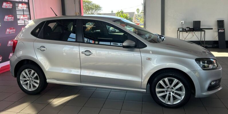 
								2019 VOLKSWAGEN POLO VIVO 1.6 COMFORTLINE TIP full									