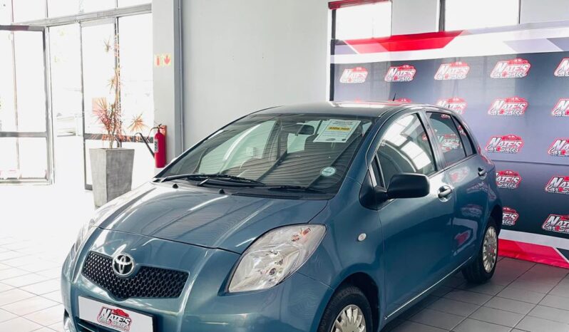 
								TOYOTA YARIS full									