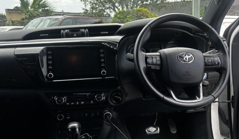 
								2020 TOYOTA HILUX full									
