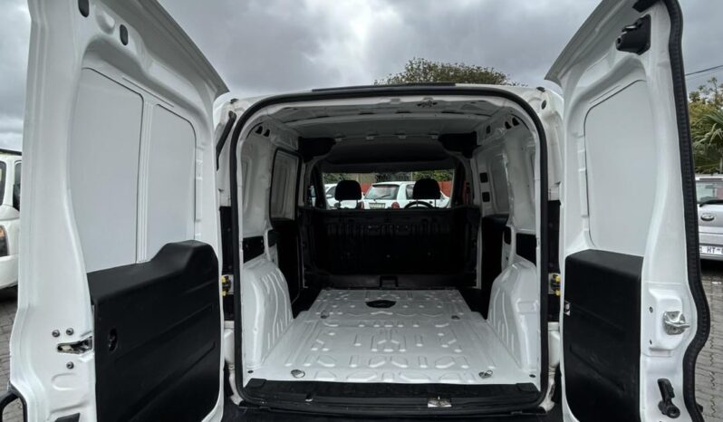 
								FIAT DOBLO PROFESSIONAL full									