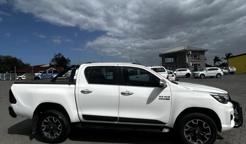 
								2020 TOYOTA HILUX full									