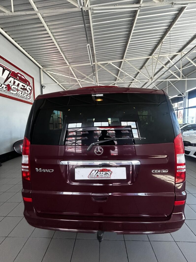 
								MERCEDES BENZ VIANO full									