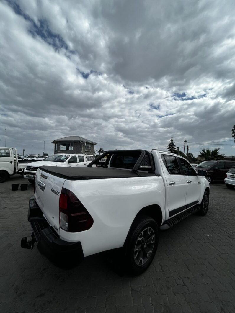 
								2020 TOYOTA HILUX full									