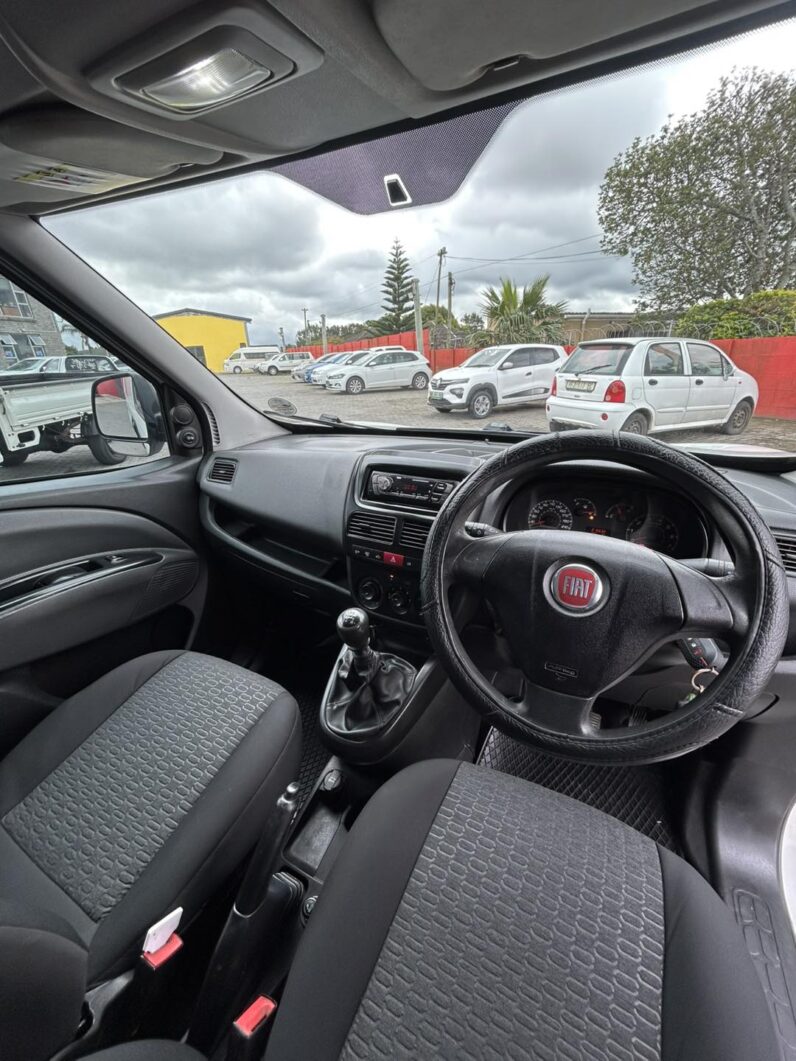 
								FIAT DOBLO PROFESSIONAL full									