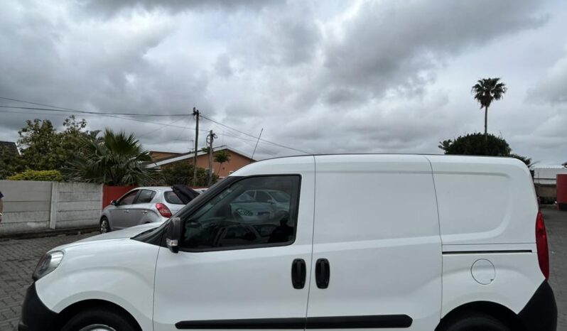 
								FIAT DOBLO PROFESSIONAL full									