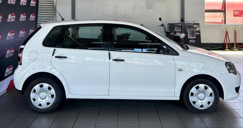 
								2011 VOLKSWAGEN POLO VIVO 1.4 (5Dr) full									