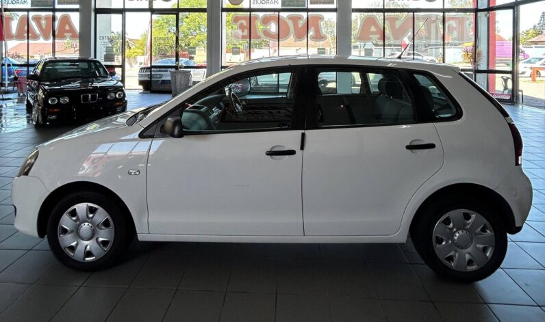 
								2011 VOLKSWAGEN POLO VIVO 1.4 (5Dr) full									