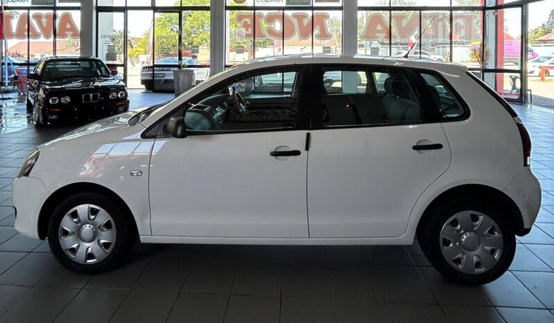
								2011 VOLKSWAGEN POLO VIVO 1.4 (5Dr) full									