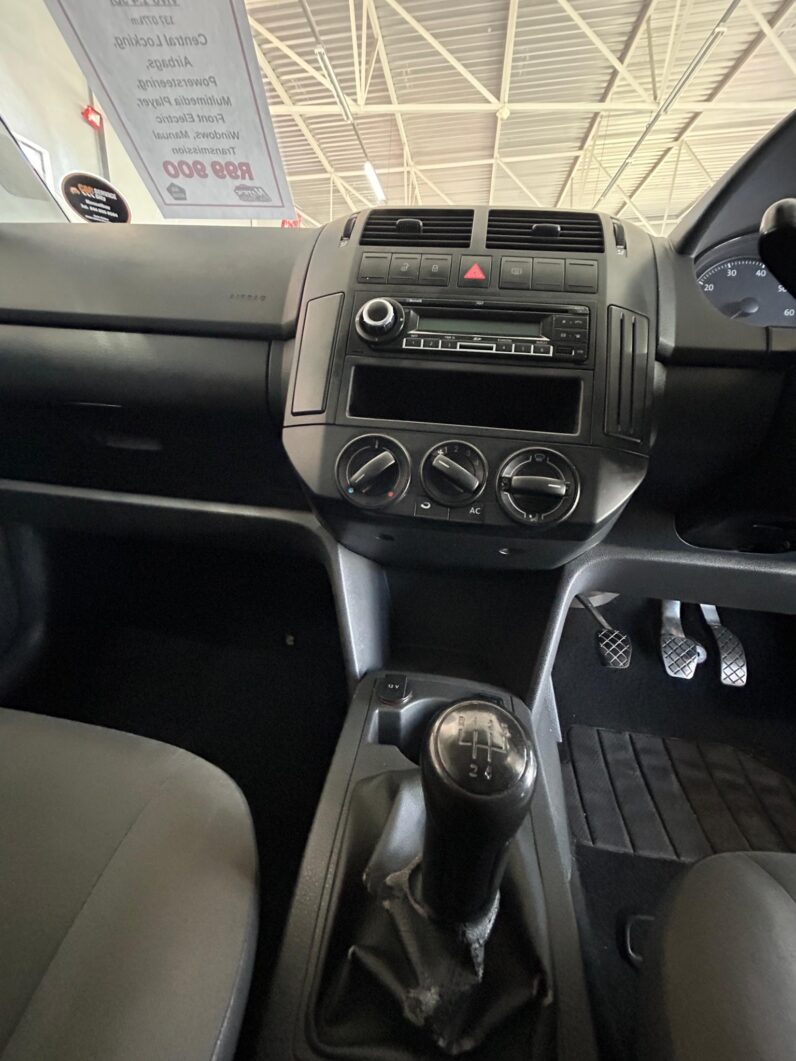 
								2011 VOLKSWAGEN POLO VIVO 1.4 (5Dr) full									