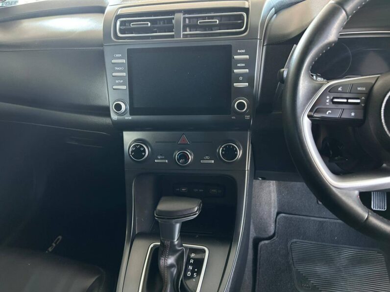 
								2025 Hyundai Creta 1.5 Executive A/T full									