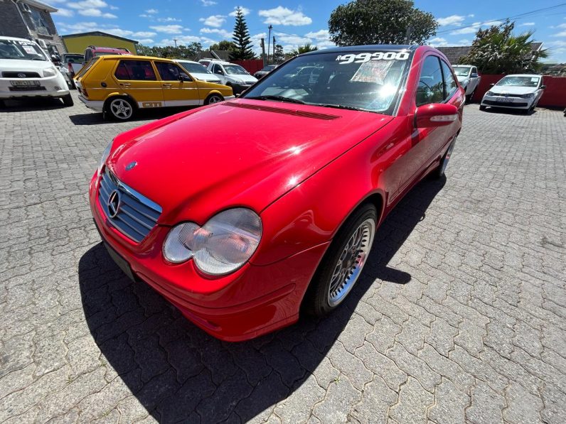 
								2002 Mercedes-Benz C230K Coupe full									