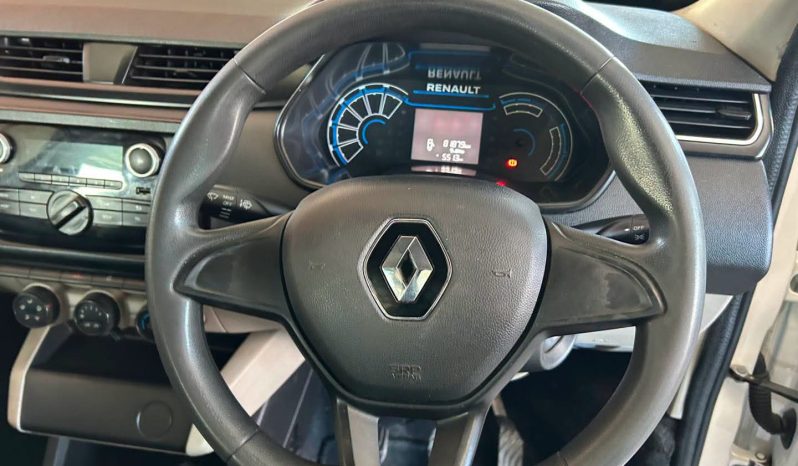 
								2023 RENAULT TRIBER 1.0 EXPRESSION / LIFE full									
