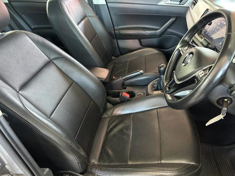 
								2019 VOLKSWAGEN POLO 1.0 TSI COMFORTLINE full									