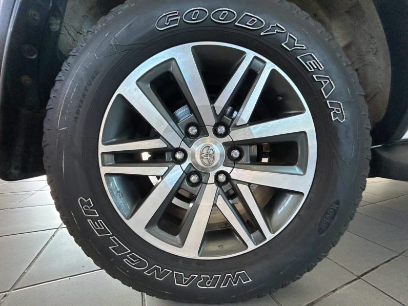 
								2018 TOYOTA FORTUNER 2.8GD-6 4X4 A/T full									