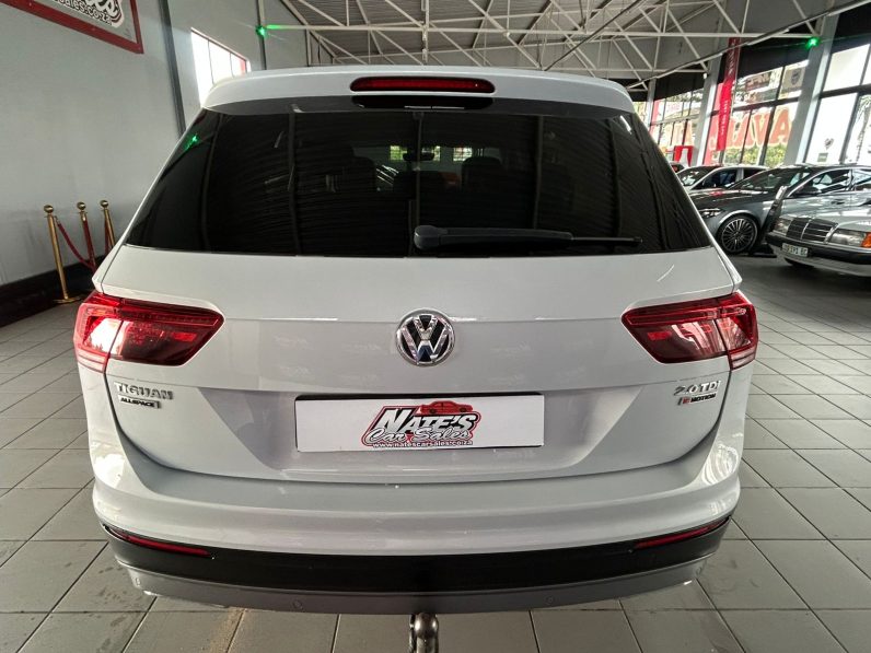 
								2019 VOLKSWAGEN TIGUAN ALLSPACE COMFORTLINE2.0 TDI 7 SEATER full									