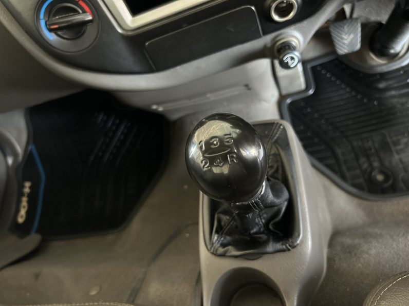 
								2024 HYUNDAI H100 2.6D full									