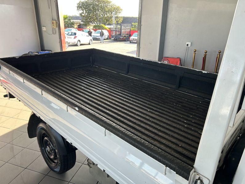 
								2024 HYUNDAI H100 2.6D full									