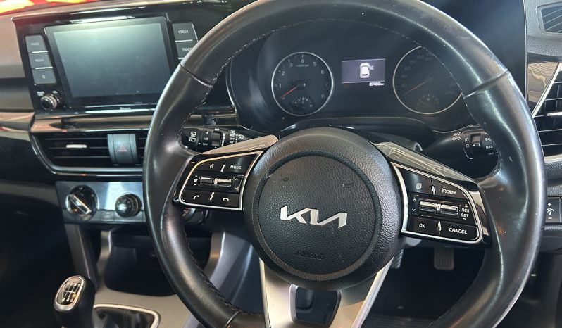 
								2022 Kia Seltos 1.6 EX full									