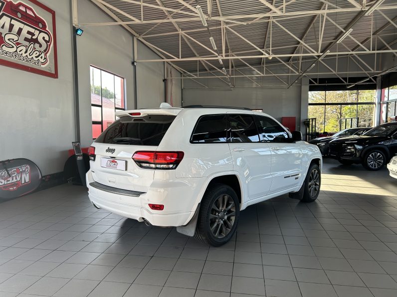 
								2015 JEEP CHEROKEE 3.0 4X4 full									