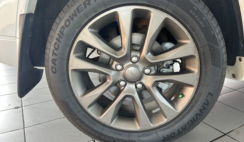 
								2015 JEEP CHEROKEE 3.0 4X4 full									