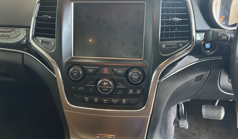 
								2015 JEEP CHEROKEE 3.0 4X4 full									