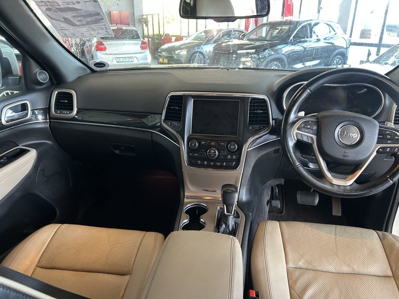 
								2015 JEEP CHEROKEE 3.0 4X4 full									