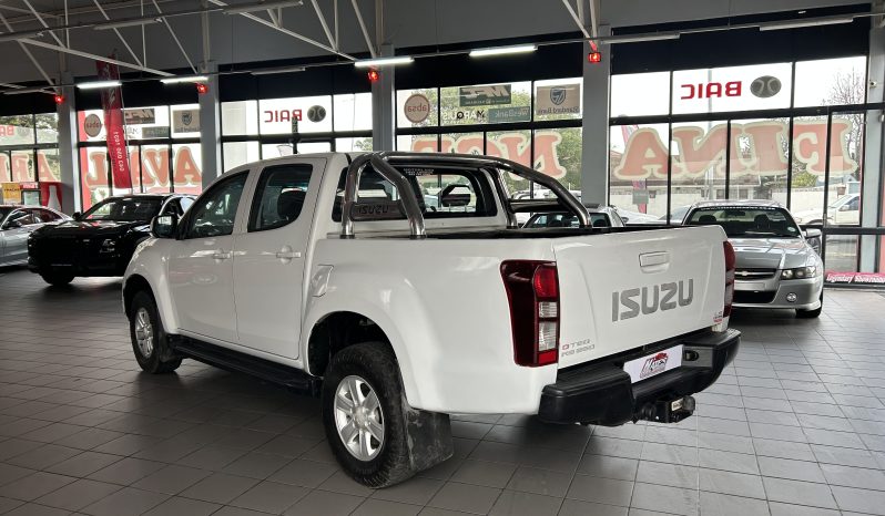 
								2014 ISUZU KB250D-Teq LE P/U D/C full									