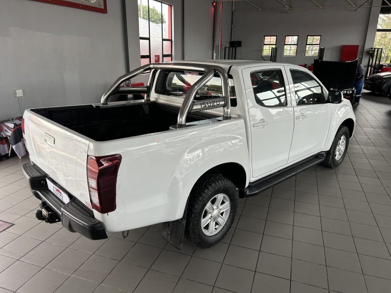 
								2014 ISUZU KB250D-Teq LE P/U D/C full									