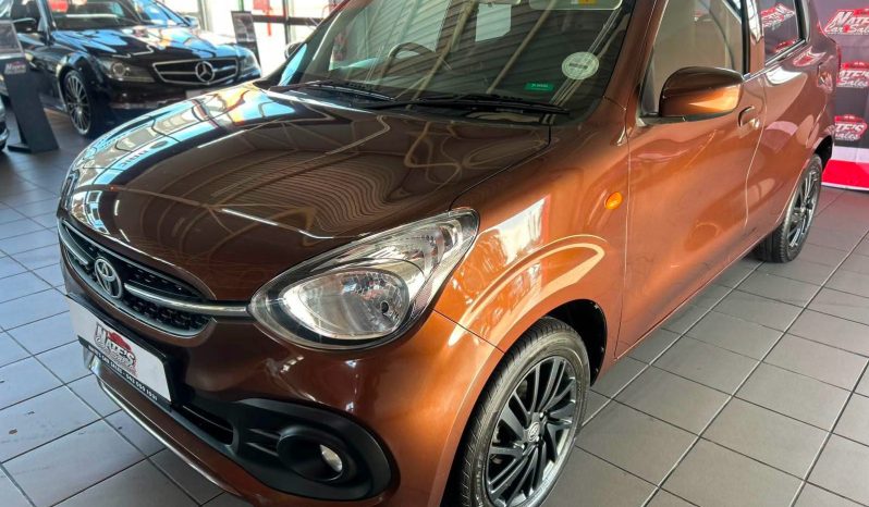 
								2024 TOYOTA VITZ 1.0 XR AMT full									