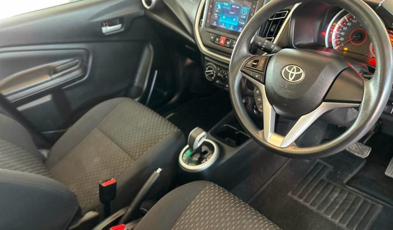 
								2024 TOYOTA VITZ 1.0 XR AMT full									