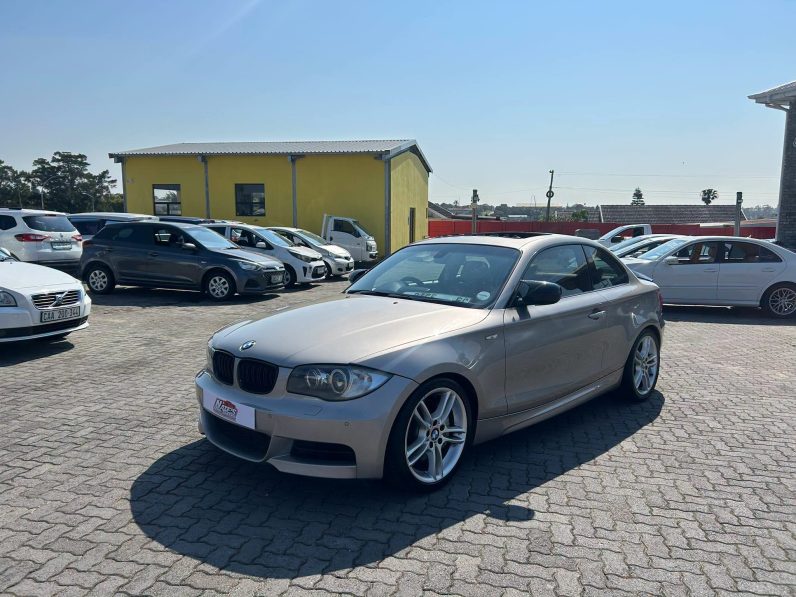 
								2011 BMW 135i COUPE full									