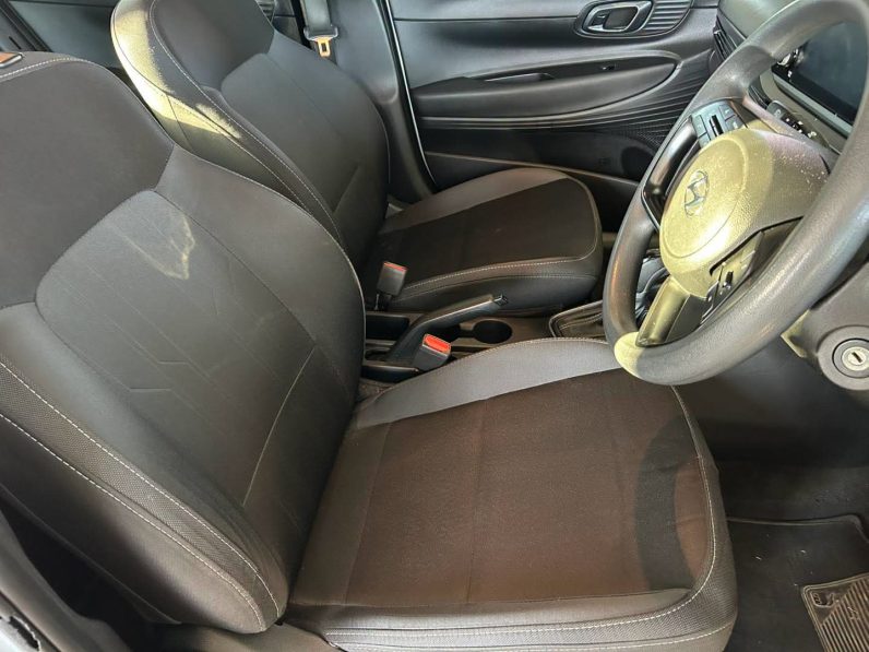 
								2023 HYUNDAI i20 1.4 MOTION A/T full									