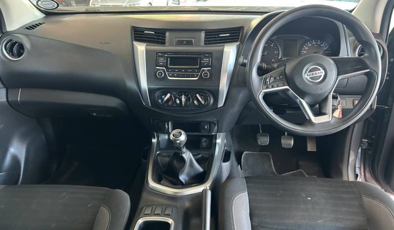 
								2023 Nissan Navara 2.5DDTI SE D/C P/U full									