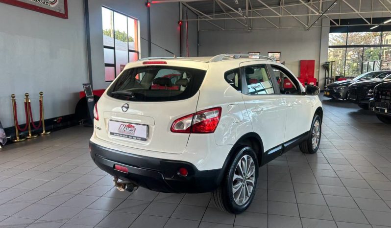 
								2014 Nissan Qashqai 2.0 Acenta full									