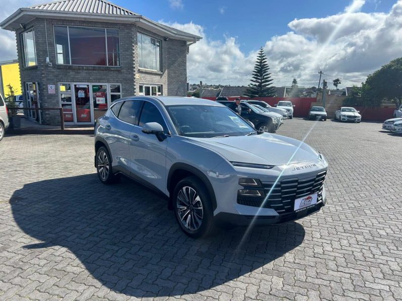 
								JETOUR DASHING CORE 1.5T full									