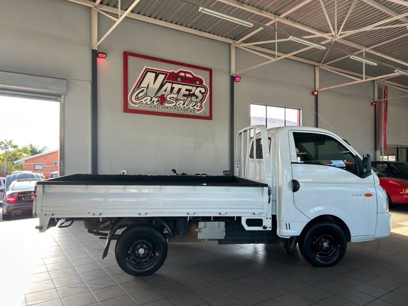 
								2024 HYUNDAI H100 2.6D full									