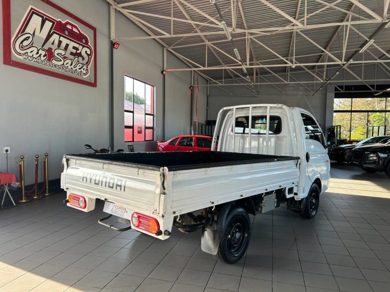 
								2024 HYUNDAI H100 2.6D full									