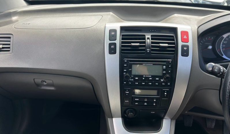 
								2008 HYUNDAI TUCSON 2.0 full									