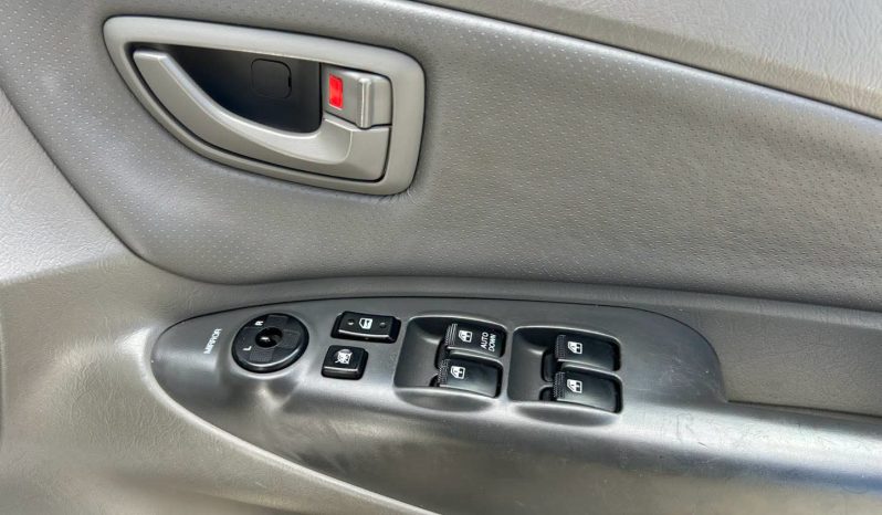 
								2008 HYUNDAI TUCSON 2.0 full									