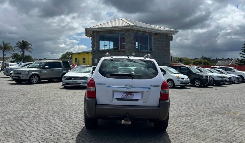 
								2008 HYUNDAI TUCSON 2.0 full									