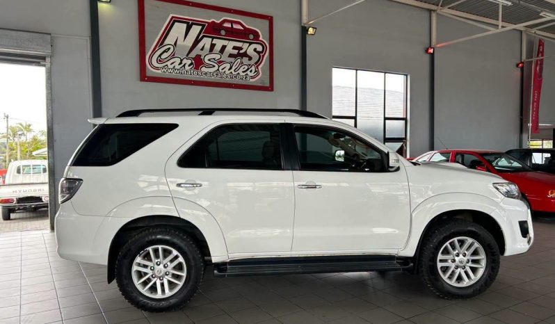 
								2013 Toyota Fortuner 2.5 D4D RB full									