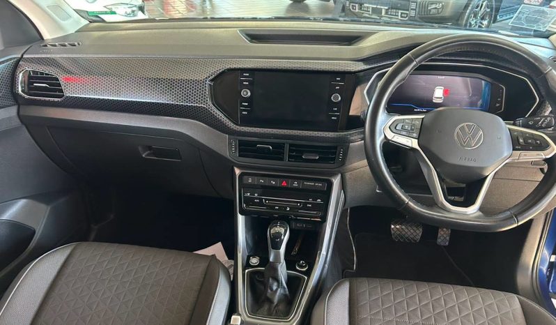 
								2024 VOLKSWAGEN T-CROSS 1.5 TSI R-LINE DSG full									