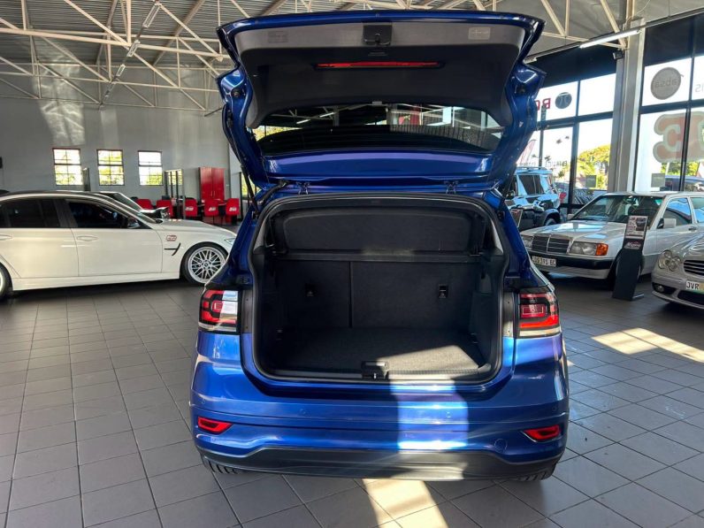 
								2024 VOLKSWAGEN T-CROSS 1.5 TSI R-LINE DSG full									
