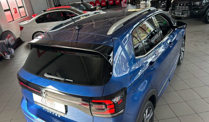 
								2024 VOLKSWAGEN T-CROSS 1.5 TSI R-LINE DSG full									