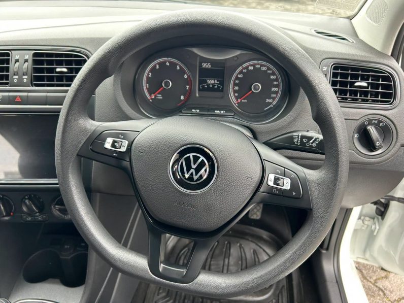 
								2025 VOLKSWAGEN POLO VIVO 1.4 full									