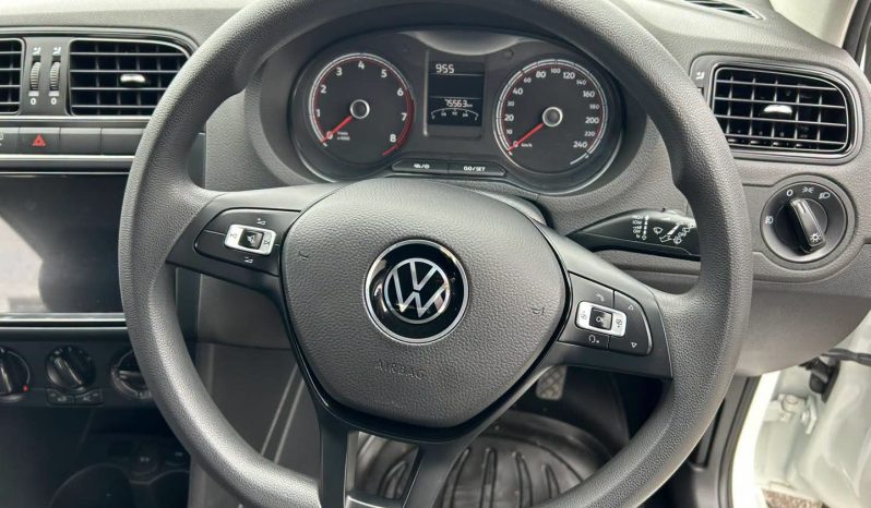 
								2025 VOLKSWAGEN POLO VIVO 1.4 full									